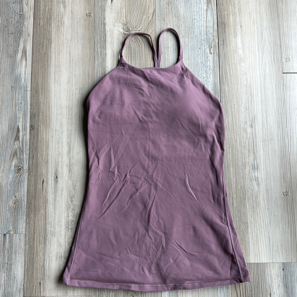 Lululemon high-neck Y-back tank top with built in bra